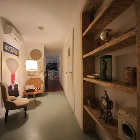 Dopa Hostel
